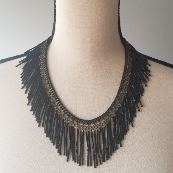 ⚜ Black Fringes Statement Necklace ⚜ - Picture 8 of 9